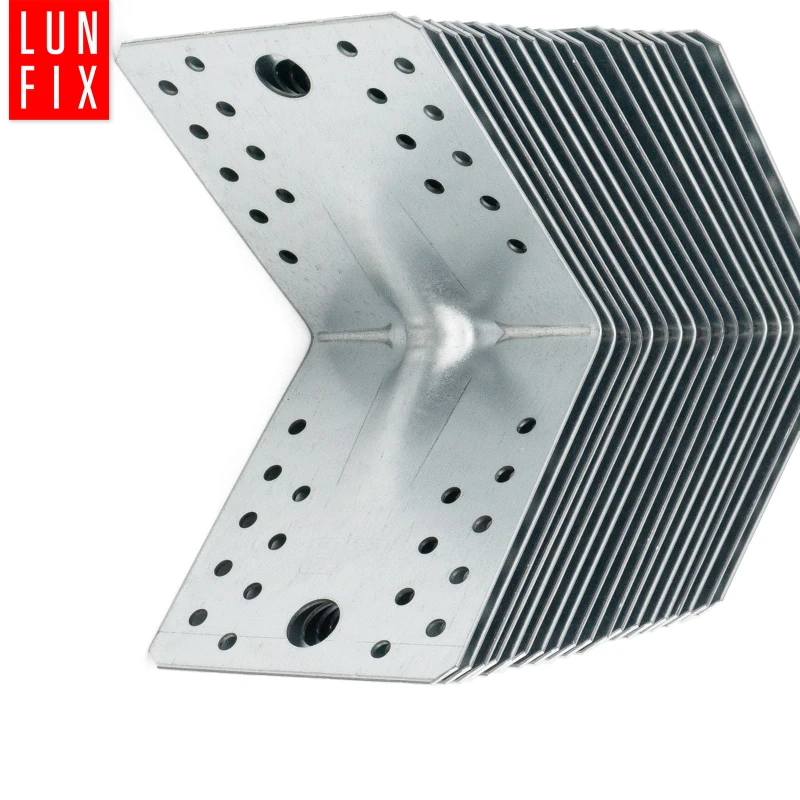 Úhelník s prolisem KPS2 105x105x90x1,5 20 ks.
