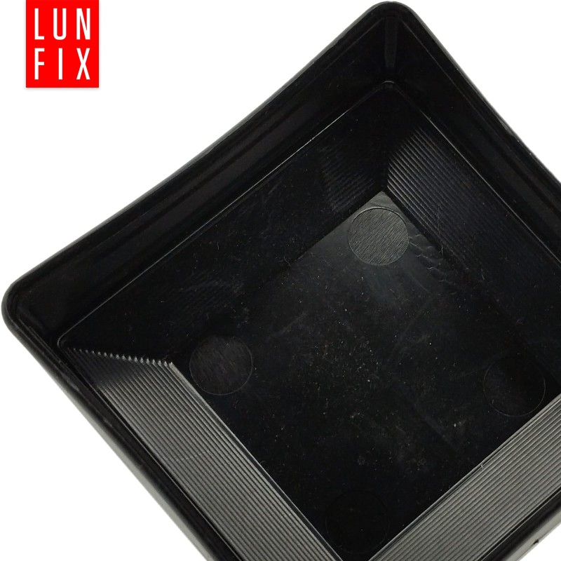 Nasadka na słupek 80x80 mm czarna daszek 1szt.