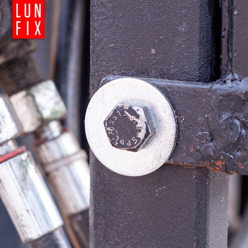 8efc2a90c86e34c80a45e8d3bf795c63