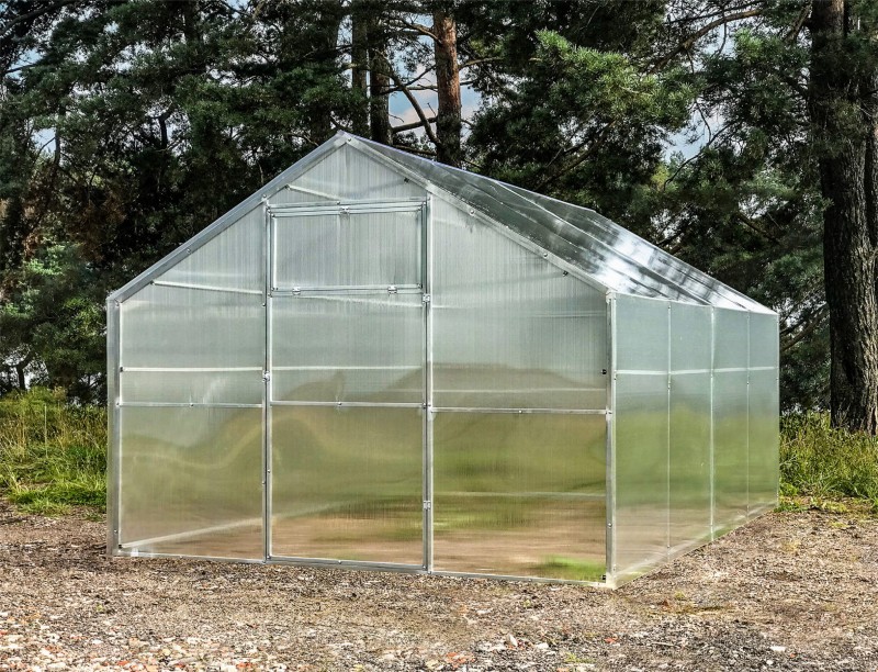 Szklarnia z poliwęglanu 2,8x8m "domek" profil 20x40mm grubość 4mm