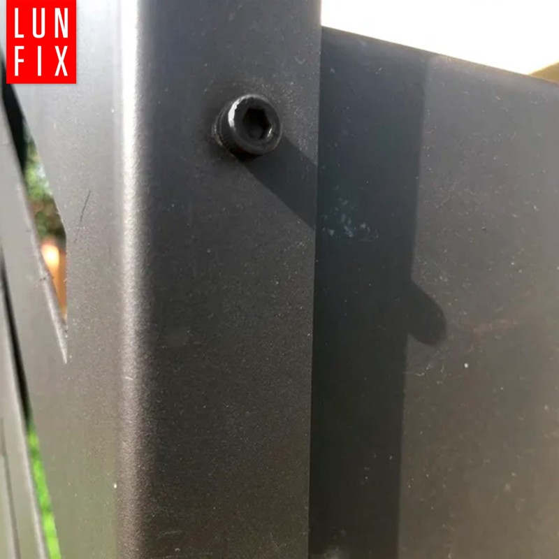 Śruba imbusowa M8 40mm  czarny ocynk DIN 912 kl 8.8 1kg