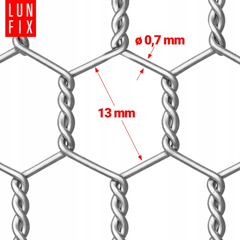 Pozinkované kovové šestihranné pletivo, oko 13x13 mm, drát Ø0,7 mm, výška 0,5 m, role 25 m – chovatelské, na voliéry a ochranu proti ptákům