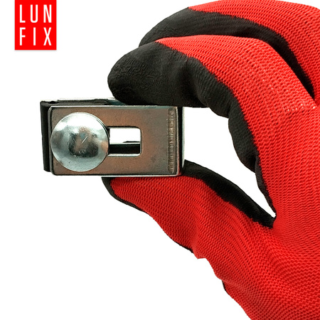 Příchytka plotového panelu pozinkovaná