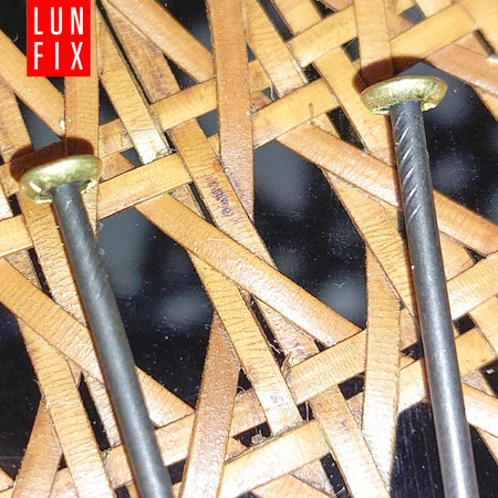 Ozdobné hřebíky na obrázky 2×20 mm zlatá široká hlavička 30 ks