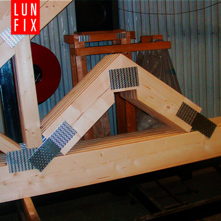 Styčníková deska 100x240 protištěpná spona 10ks