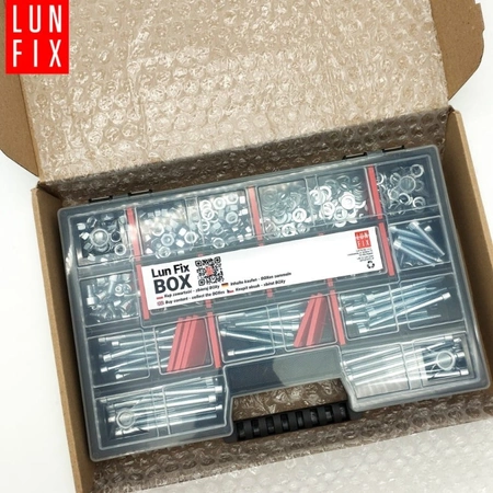 Sada válcových šroubů,  matic a podložek M6 450 kusů