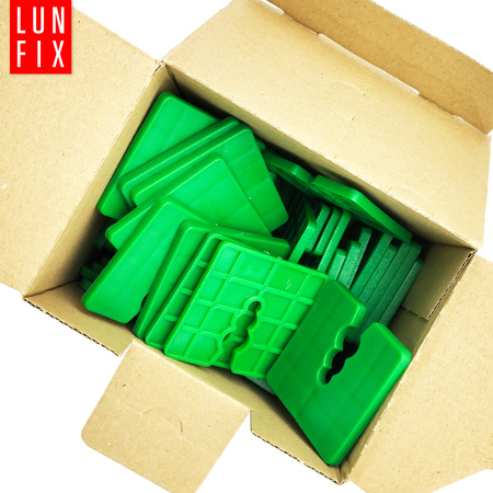 Distanční podložka 50x50x4mm 50 ks.