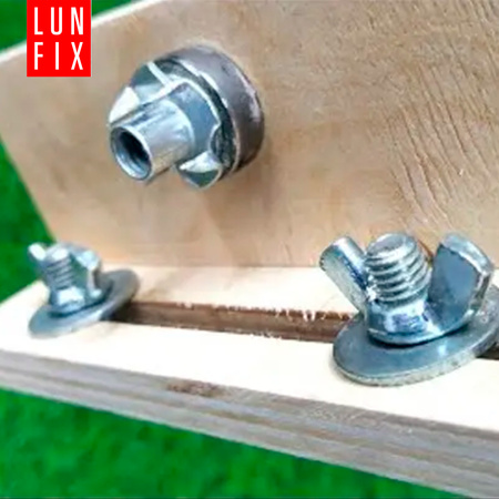 Křídlová matice M6 DIN315 pozink 10ks.