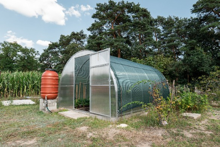 Polykarbonátový skleník 3x10m, profil 20x20mm, 3mm