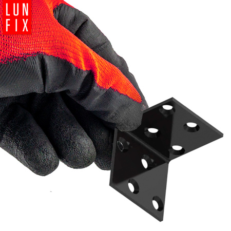 Černý montážní úhelník 40x40x40x2 1ks.