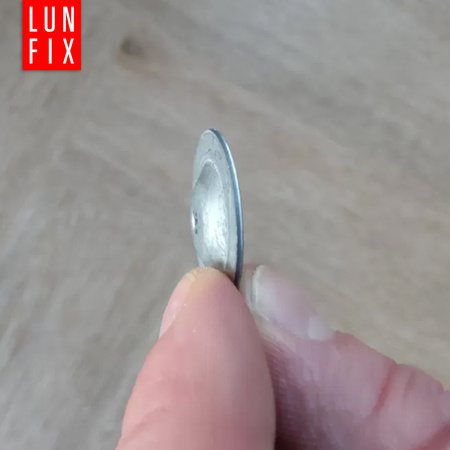 Střešní podložky 4x28mm tesařské 1kg