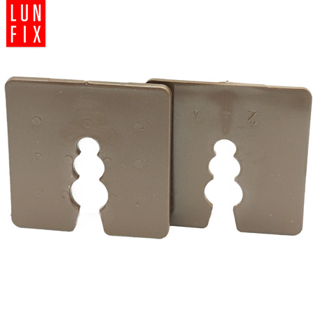 Distanční podložka 50x50x2mm 50 ks.