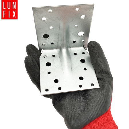 Úhelník s hrotem 90x90x90x2,5 tesařský 10 ks