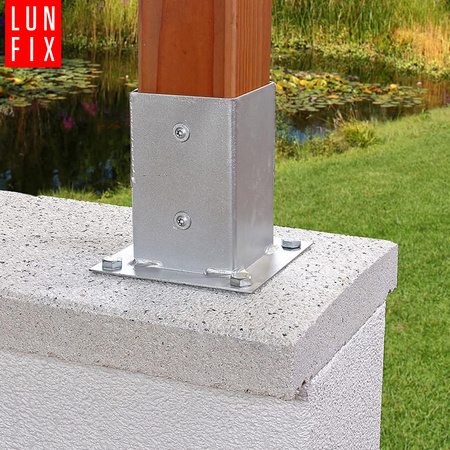 Šroubovací kotevní patka 120x120 mm