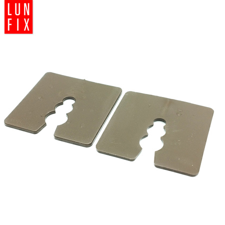 Distanční podložka 50x50x2mm 50 ks.