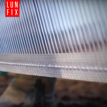 Komůrkový polykarbonát 6 mm čirý 695x1500 mm pro skleníky čirá deska