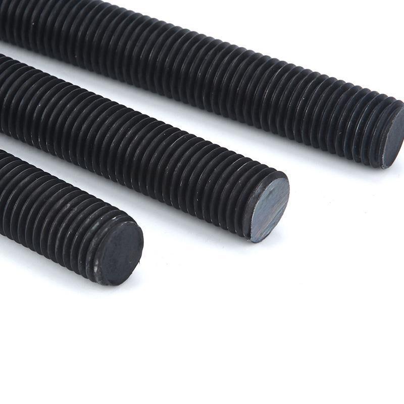 Má závitová tyč M6 skutečně 6 mm?